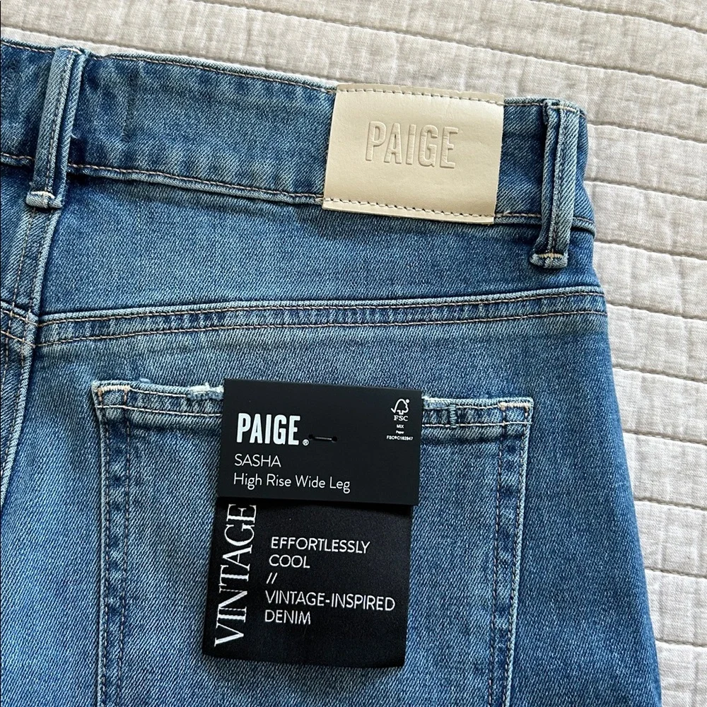 NWT Paige Sasha high-rise, wide leg jeans, medium wash 29” anthro Evereve - Picture 7 of 11